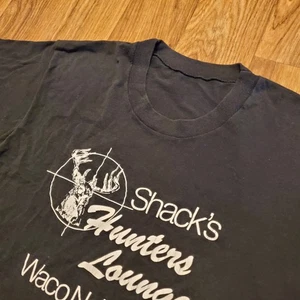 Vintage 80s Deer Shirt Adult Medium Black Shacks Hunters Lounge Waco Nebraska - Picture 1 of 7