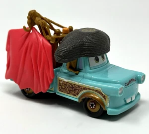 Disney Pixar Cars Toon El Materdor 2010 escala 1:55 plástico material usado sin paquete - Imagen 1 de 7