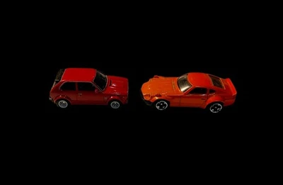 Honda Civic y Datsun 240Z Custom Hot Wheels | Errores de calcomanía Foto 1 de 4