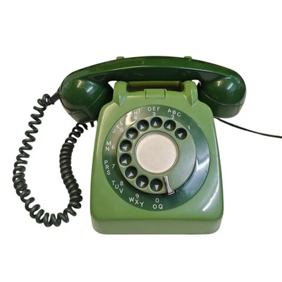 BT Telephone 706L Green  Home Office Phone 1960s Prop Vintage Phone Tested - Image 1 of 4