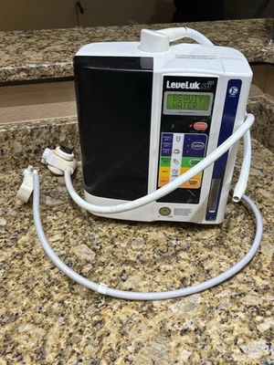Máquina ionizadora de agua Kangen LeveLuk SD 501 probada con mangueras Foto 1 de 4
