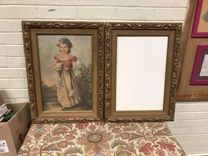 "PAR DE MARCOS ANTIGUOS DE MADERA DE COLECCIÓN CON YESO DORADO 1 CON ESTAMPADO JANE FUEMAN 23 X 17""" - Imagen 1 de 21