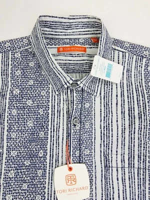 Tori Richard Medium Mens Short Sleeve Navy White Honolulu In Formtion Shirt NWT - Image 1 of 4
