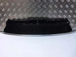 MINI R55 R56 2008 Cooper S Honeycomb Mesh Front Bumper Grille w/ Chrome 7209903 - Picture 1 of 12