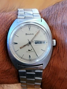 Reloj Automático Bulova SEA KING 17j Día/Fecha Vintage - Imagen 1 de 9