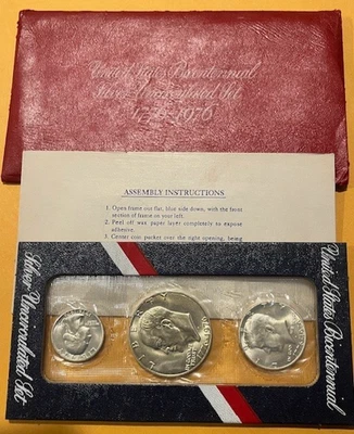 1776-1976 US Bicentennial SILVER Uncirculated Set (3) Coins, $1 Ike 50c 25c, 40% - Image 1 of 3