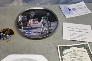 De colección Bradford Exchange NASA Apolo 11 25 Aniversario Alunizaje Nuevo con Parche - Imagen 1 de 12