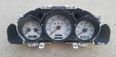 Cuadro de instrumentos velocímetro Mercedes Benz SLK320 2001-2004 170 540 61 11 Foto 1 de 4