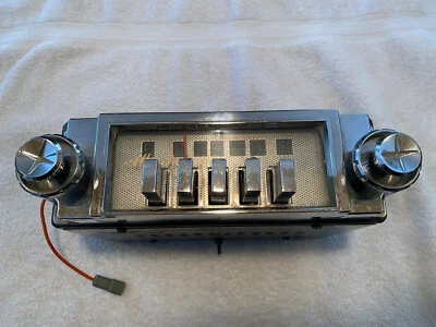 Se adapta a Chrysler New Yorker 300 1960 Desoto Fireflite radio AM Foto 1 de 4