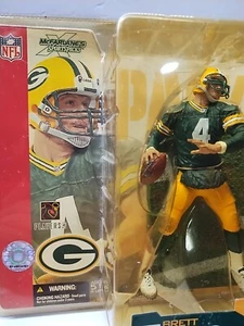 McFarlane NFL Series 4 Brett Favre Green Bay Packers QB - New In Box - Sealed - Picture 1 of 6