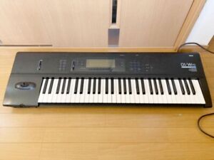 Korg 01/W FD 61 Key Music Workstation Synthesizer Tastatur schwarz Musikinstrument