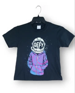 Defy Gravity Astronaut Graphic Youth T-Shirt Spacesuit Black Size Small - Picture 1 of 13