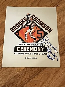 Brooks Robinson Autographed Sculpture Statue Dedication Program Orioles SGA - Picture 1 of 3