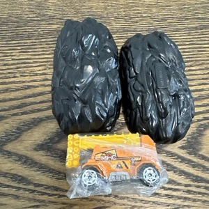 Matchbox 2001 Mobile Light Truck Orange / Yellow New in Shell Container - Picture 1 of 5