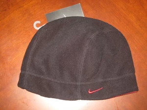 Nike Reversible Kid's Fleece Beanie Hat Szie 8/20 NWT $25.00 Black and Red - Picture 1 of 4