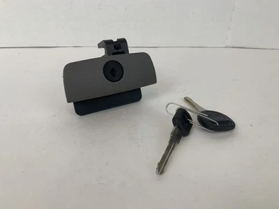 2002-2006 OEM Toyota Camry Glove Box Latch Lock Mounting Screws Key Gray - Image 1 of 4