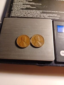 Lot 2 1957-D Lincoln Wheat Cent Penny - Picture 1 of 4