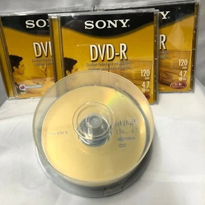 18 SONY DVD-R Discs 4.7GB, 120Min, 8 With Cases, 10 In Disc Holder - Picture 1 of 5