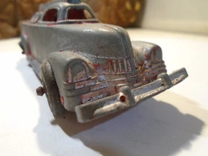 MANOIL NO 709 VINTAGE DIECAST FIRE TRUCK, MADE U.S.A, COMPLETE 5-150-5-5 - Picture 1 of 9