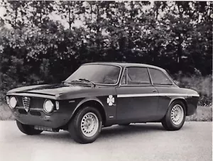 ALFA ROMEO GIULIA GTA 1300 JUNIOR CLOVERLEAF ORIGINAL PERIOD PRESS PHOTO FOTO - Picture 1 of 2
