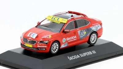 * ŠKODA SUPERB III 2015 - De Agostini 1:43 - Famosa colección de coches checos * - Imagen 1 de 4