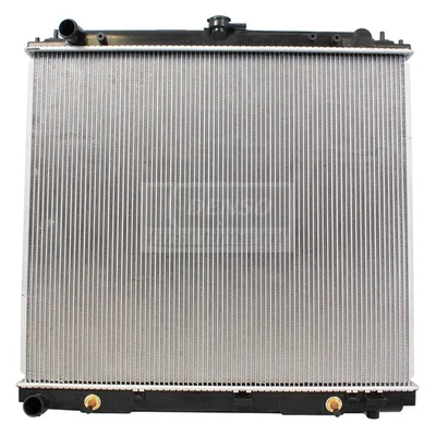 For Nissan Frontier 2005-2019 Denso 221-3414 Engine Coolant Radiator Foto 1 de 2