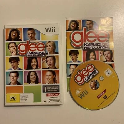 GLEE Karaoke Revolution ~ Nintendo Wii Complete Game With Manual  PAL - Image 1 of 4
