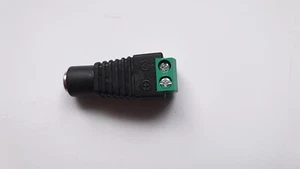 DC Buchse, Anschlussbuchse m. Schraubklemmen Anschluss LED Strip 5,5 2,1 - Bild 1 von 3