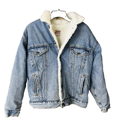 Levi’s Jeans Jacket Sherpa Fur Lined Trucker Coat Denim Size Medium Vintage 80s - Image 1 of 4