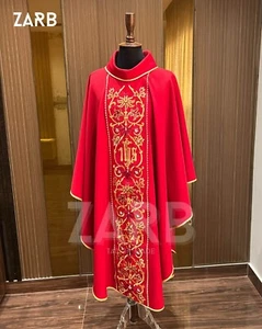 Rote bestickte Messgewand mit goldenen Details | Priestergewand | Klerus liturgisch - Bild 1 von 6