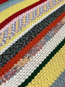 Crochet handmade blanket - Picture 1 of 3