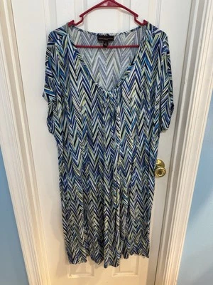 Dana Buchman Pullover Dress, Size 2X. Lightweight Breathable - Image 1 of 4