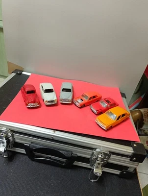 lot de 6 voitures Peugeot divers  NOREV  1.43 pour restauration - Photo 1/4