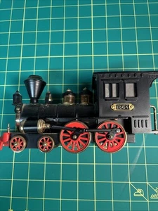 Vintage Collectible Steam Locomotive AM Radio - Picture 1 of 8