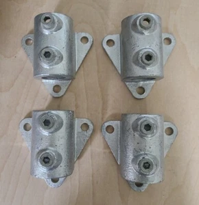 4X KEE KLAMP 1-1/4" dreieckiger Wandflansch - 68-7 Sicherheitsschienenbeschlag *NEU* - Bild 1 von 1