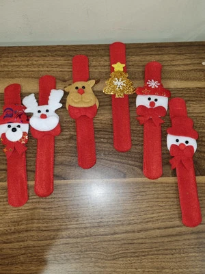 Cinco pulseiras temáticas de Natal - Imagem 1 de 2