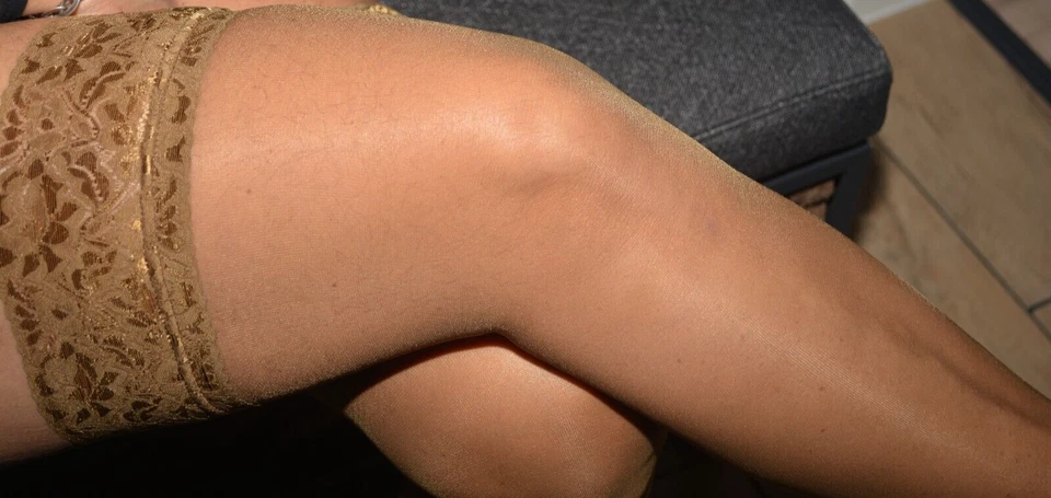 Halterlose Strümpfe 20 DEN  TOP Qualität Neu Farbe braun Gr.:2 S - Bild 1 von 1