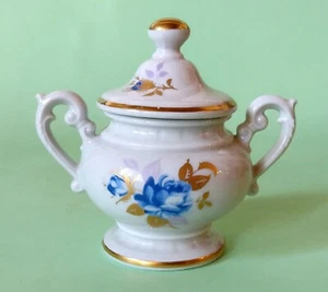 Zuccheriera in Poecellana di Capodimonte con decoro floreale e oro - Foto 1 di 7