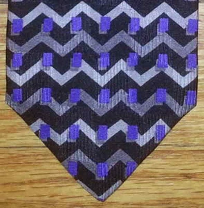 Class Club Tie Silk Black Silver Gray Blue Zig-zag Geometric Pattern NIB t2222 - Picture 1 of 5