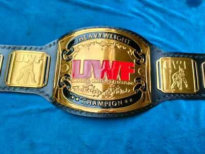 CINTURÓN CAMPEONATO FEDERACIÓN LUCHA LIBRE UNIVERSAL PESO PESADO UWF PLACAS DE ZINC 4mm Foto 1 de 4