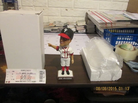 Peoria Chiefs Joe Maddon #70 SGA NIB 2015 Baseball Bobblehead Cover