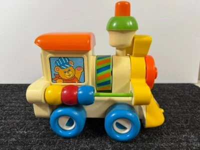 Brinquedo infantil vintage 1982 CBS Toys Busy Choo-Choo. Funciona - Imagem 1 de 4