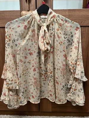 Tu Beautiful Vintage Style Peach Floral Tie Neck Blouse Size 10 - Image 1 of 4