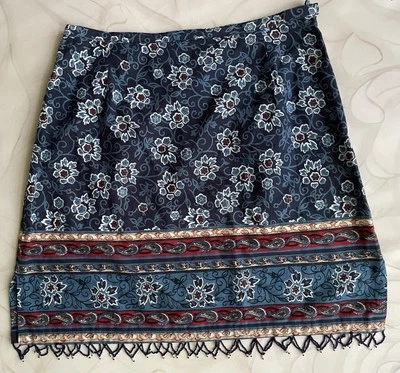 Falda Boston Propia Talla 10 Azul Multi Floral Cuentas Flecos Dobladillo Algodón Foto 1 de 4