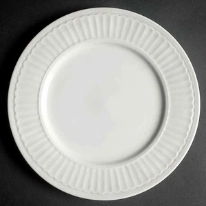 Coventry  Parthenon White Salad Plate 8773461 - Picture 1 of 1