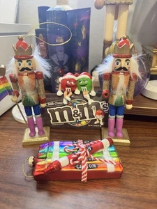 Pride Ornament Paket - Nussknacker haben jeweils einige kleinere Schäden siehe Fotos - Bild 1 von 5