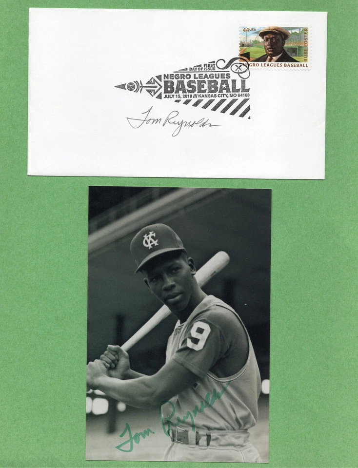 2 diff. autograph items Tommie Reynolds 1963-70 Kansas City/Oakland A's - Image 1 of 1
