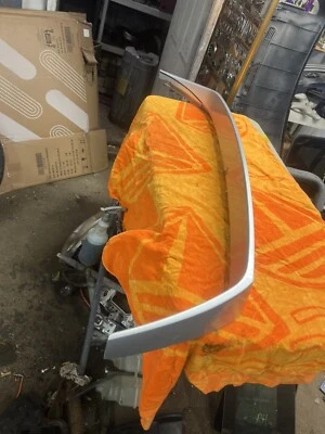 Chevrolet Sonic 2012-2018 hatchback plateado alerón trasero OEM 2013 2014 2015 2016 Foto 1 de 4