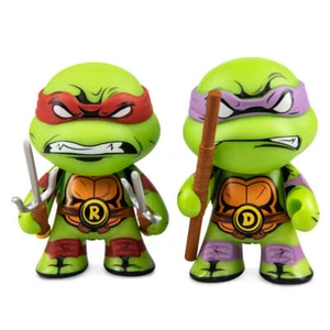 FIGURA VINILO KIDROBOT x TMNT RAPHAEL & DONATELLO 3" PAQUETE DE 2 - Imagen 1 de 7
