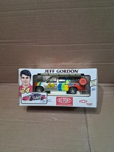 Vintage Jeff Gordon #24 Chevrolet Suburban - Bild 1 von 3